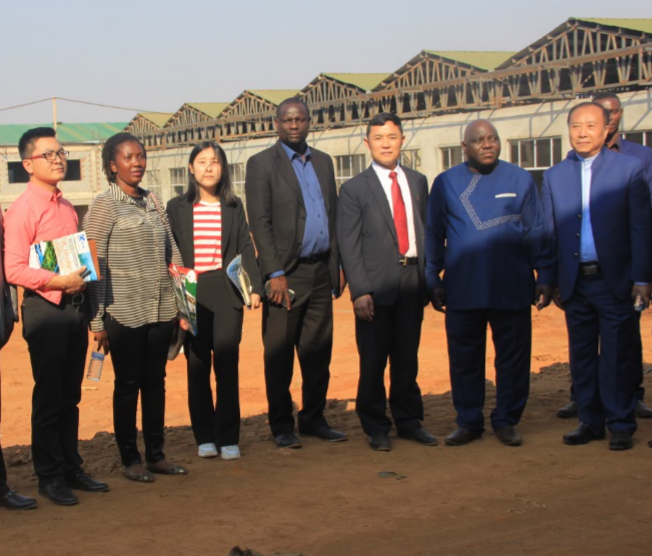 马拉维土地部长西蒙·卡翁达莅临园区视察